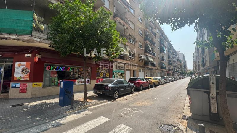 Foto 4d52de9a-61d9-4af1-9868-f8004f948e2c. Local comercial a Plaza Elíptica - República Argentina Gandia