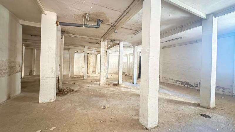 Foto d7bc965d-eda1-4b42-bcd7-868f2b44b57a. Local comercial a Plaza Elíptica - República Argentina Gandia