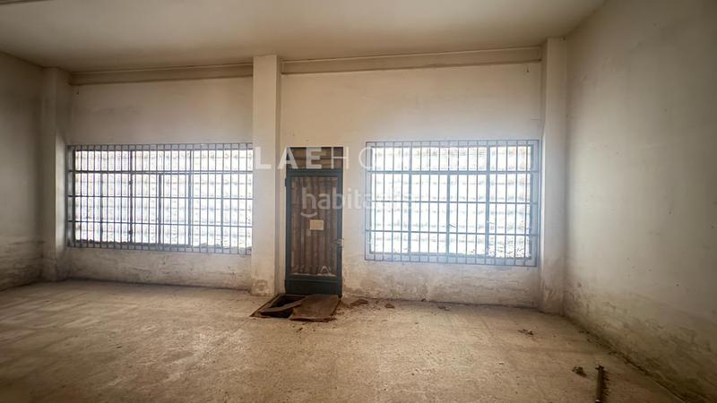 Foto e34377ca-8b89-4a36-8c6e-46821d1da955. Local comercial a Plaza Elíptica - República Argentina Gandia