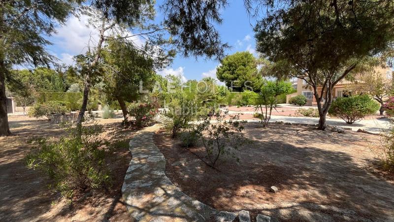 Foto 30c4e7f6-edb3-4aa8-a029-e36360415326. Chalet con riscaldamento parcheggio in Almajada-Ravel Mutxamel