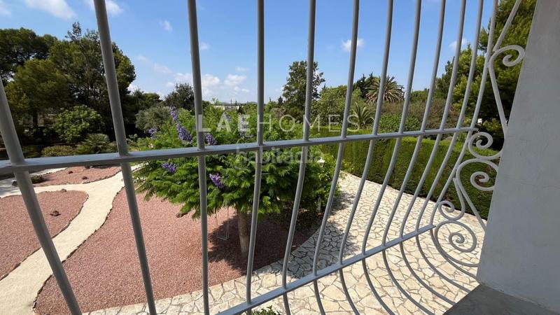 Foto 40e8f9ea-39c1-46b9-9ba3-be54e22f116e. Chalet con riscaldamento parcheggio in Almajada-Ravel Mutxamel
