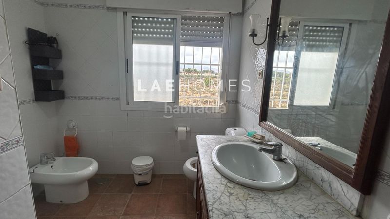 Foto b1a029da-c51f-4d3c-a566-4d71e4d34c3d. Xalet amb aparcament a El Verdegàs Alicante