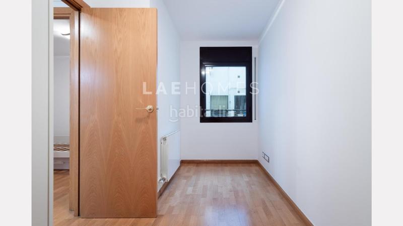 Foto 49384e80-5590-4f04-afa2-aa5cd76b2ba1. Piso vive el encanto del casco antiguo con todas las comodidades modernas! en Barcelona