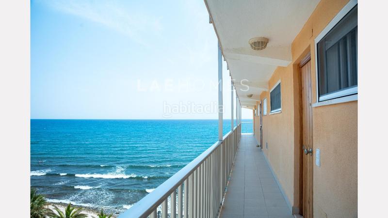 Foto 893e0615-78a1-4e1a-8b6f-64b9ebe87641. Piso apartamento en primera línea de playa en el campello con vistas panorámicas al mar en Campello (el)