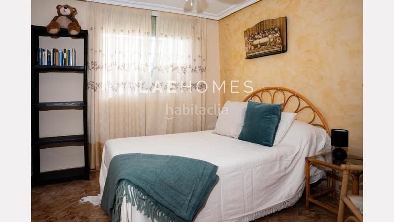 Foto dfbfb8e2-027a-4d7f-bf3c-c18826910da9. Piso apartamento en primera línea de playa en el campello con vistas panorámicas al mar en Campello (el)