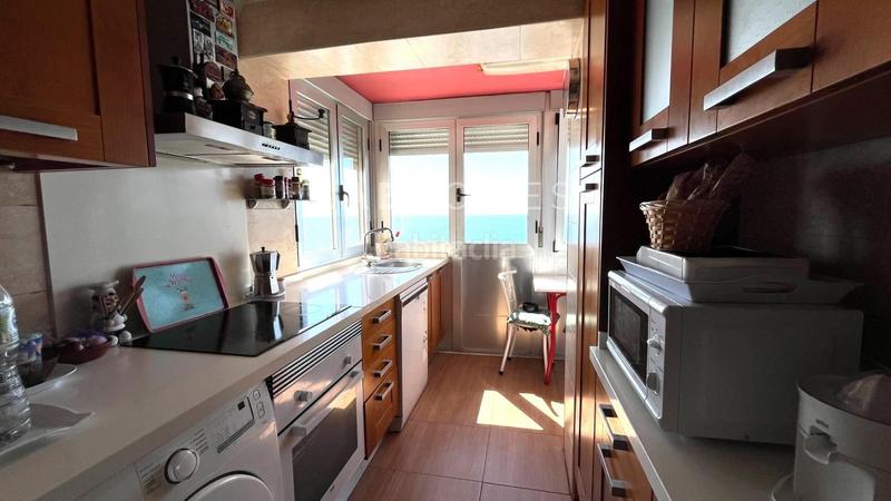 Foto fad89706-e945-4b82-956e-61210ec01ca0. Piso apartamento en primera línea de playa en el campello con vistas panorámicas al mar en Campello (el)