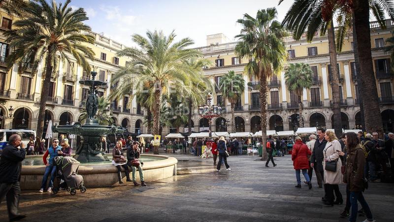 Foto a3abfd88-23a7-434e-af3e-f7dd525e85ee. Piso impresionante piso en el corazón vistas panorámicas en Barcelona
