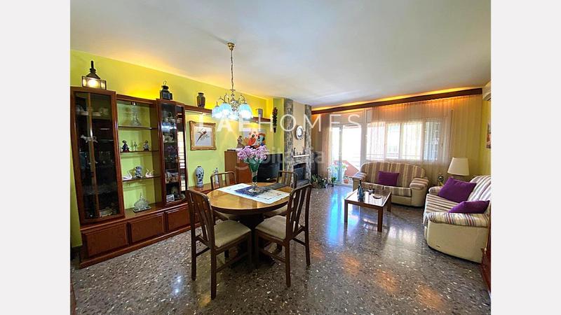 Foto 41c3d02c-88aa-4330-b72b-0c750706ec6c. Ático fantástico piso con 5 habitaciones en el centro en Martorell