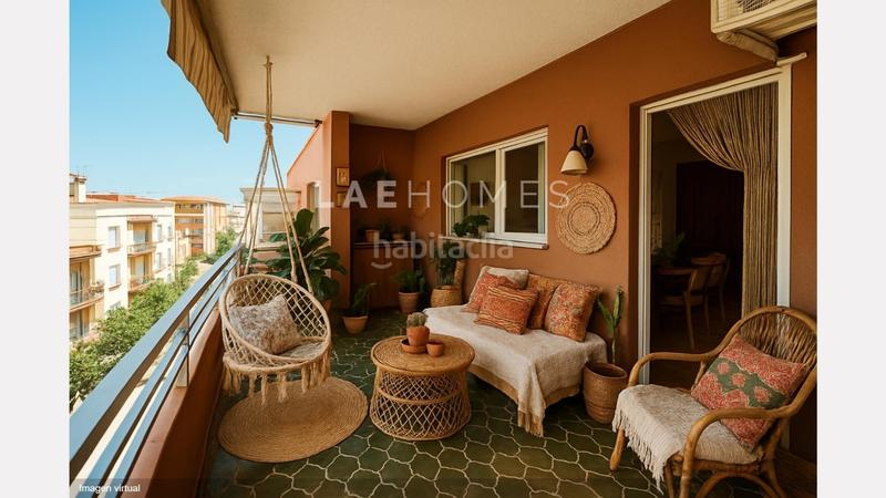 Foto f86bd7cd-0fa1-4729-a3b0-532f7b9a940b. Ático fantástico piso con 5 habitaciones en el centro en Martorell