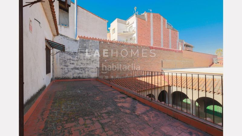Foto b316e565-102d-4644-9a9d-101da7dd67b8. Affitto edificio in Centre - Estació Sant Cugat del Vallès