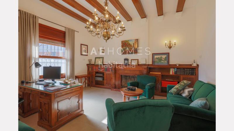 Foto a5821341-1ca9-4f8a-8a58-ef22f5d5c097. Location bureau avec chauffage dans Centre - Estació Sant Cugat del Vallès