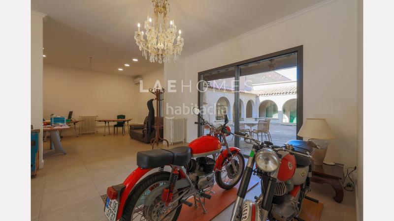 Foto d006b37e-f8d0-47b7-b909-d3a7e2a54764. Location bureau avec chauffage dans Centre - Estació Sant Cugat del Vallès