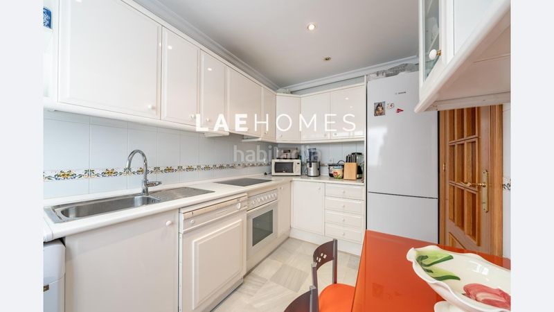 Foto e74e0259-b9b6-4704-b9cf-6c83a245ec34. Apartament amb calefacció aparcament a Playa Bajadilla - Puertos Marbella