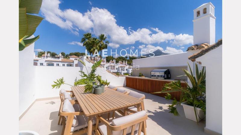 Foto 427e29c9-5505-42f1-b14f-12ccba05db74. Casa a schiera con parcheggio in Aloha Marbella