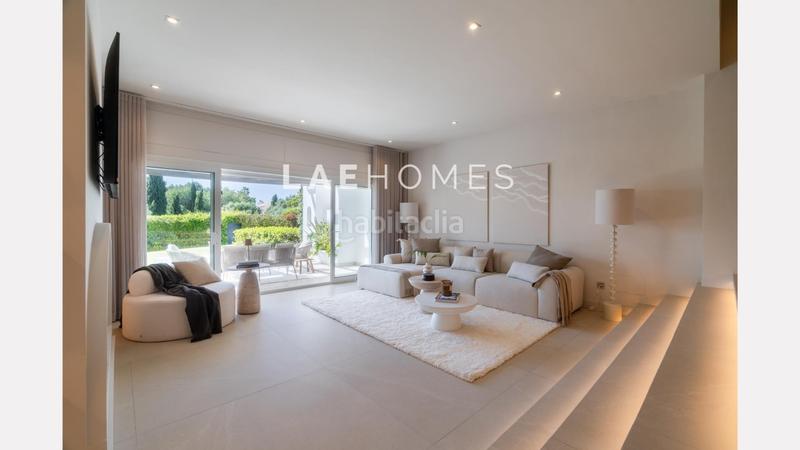 Foto 667f4102-ecd6-4a5a-8e2d-41b9882d7e37. Casa a schiera con parcheggio in Aloha Marbella