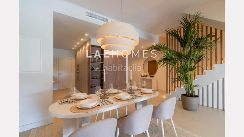 Foto e55e50e1-5761-41d9-8752-8305d6304ba9. Casa a schiera con parcheggio in Aloha Marbella