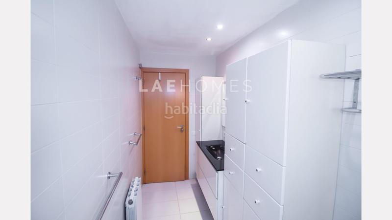 Foto 5ecd1686-250e-4de9-8832-943b40fd8ac8. Casa pareada chalet pareado en venta urb. la miranda lametlla del vallés, barcelona en Ametlla del Vallès (L´)