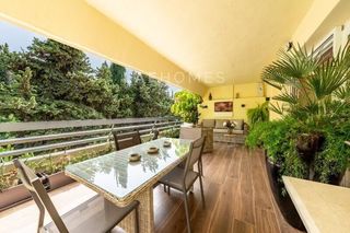 Appartement  Calle camilo josé cela. Piso reformado con vistas al parque.
