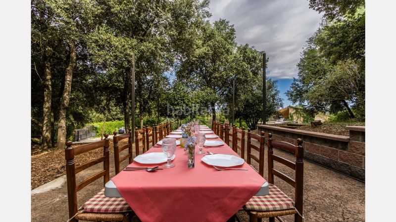 Foto 050adf62-f021-4813-a835-68568fd272fb. Masia amb aparcament piscina a Esponellà