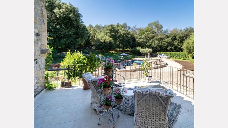 Foto 9be5a069-46e1-4c6b-a7f9-2855b4fb5fc1. Masia amb calefacció aparcament piscina a Esponellà