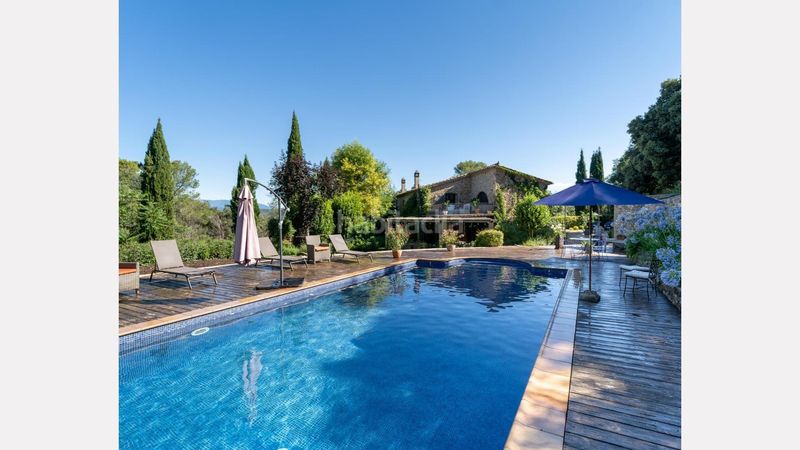 Foto a1d90659-e569-4974-a23c-fe3dea1c88e0. Masia amb aparcament piscina a Esponellà