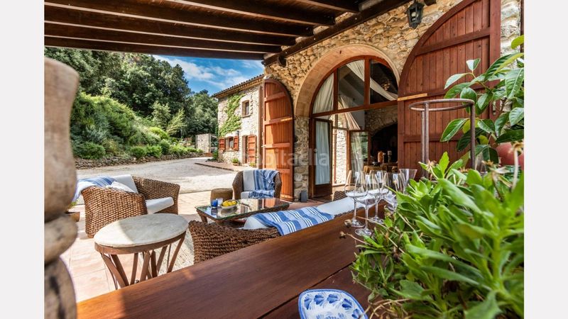 Foto a2c80ade-06f6-4466-95f8-8941036f24fe. Masia amb aparcament piscina a Esponellà