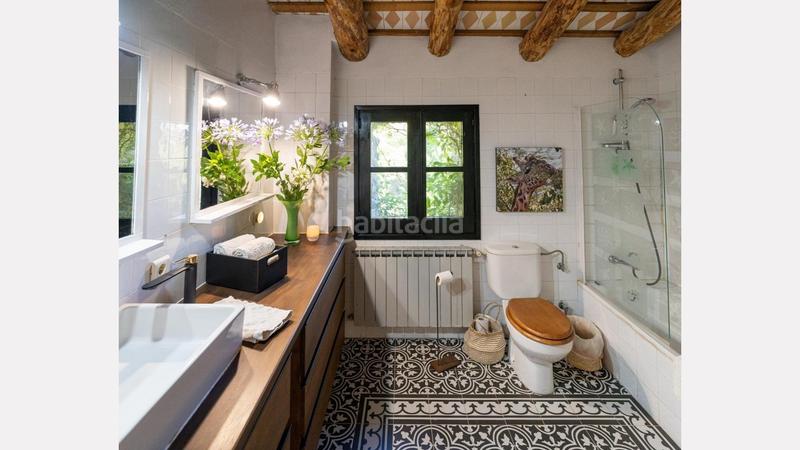 Foto ceab6611-33b9-416a-8a11-911ee50798af. Masia amb calefacció aparcament piscina a Esponellà