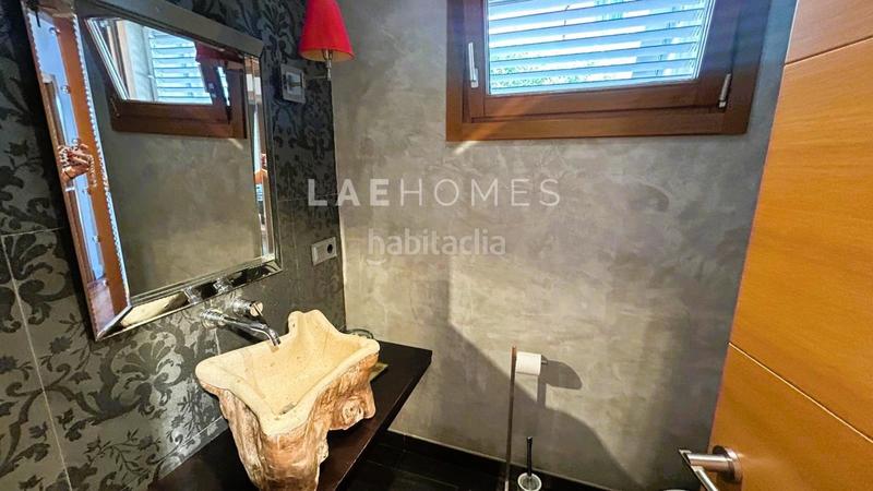 Foto 7f1dd878-437d-44b5-b350-0ed507210b71. House with parking pool in Nuevo Bulevar Mairena del Aljarafe