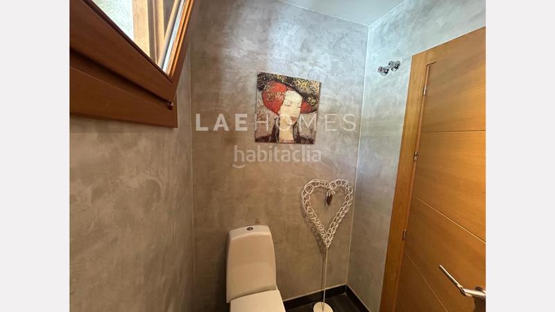 Foto e99d070b-788c-4536-885d-d2206d2b1ad2. House with parking pool in Nuevo Bulevar Mairena del Aljarafe