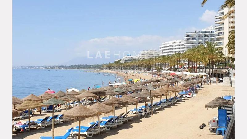 Foto 0694dfb9-681b-49fd-a827-80f6a62a819d. Ático  con terraza de 79 m2 en el centro en Marbella