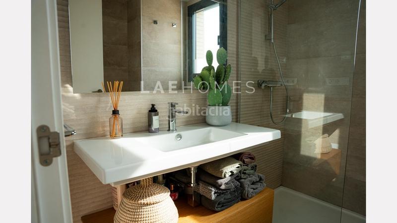 Foto b2640615-9e81-42a2-a155-0dab2aef8f8d. Àtic amb aparcament piscina a Albufereta Alicante