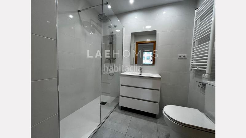 Foto 8d3f8b06-a6ea-4d46-9c00-afdc25243cdd. Alquiler piso agradable piso de 3 habitaciones en collfavá, sant cugat del vallés en Sant Cugat del Vallès