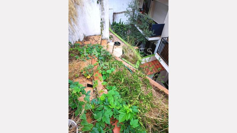 Foto 7c257c5c-8e76-49c8-9088-c768b3b55681. Piso oportunidad única junto al hospital vall dhebron! en Barcelona