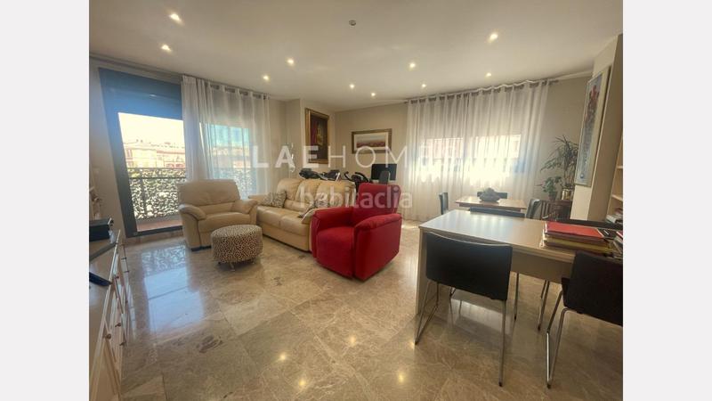 Foto 7bd85624-0f1c-4dff-b141-a2d0d659f93b. Flat with heating pool in Parque Ayala - Jardín de la Abadía - Huelín Málaga