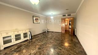 Location Appartement  Alameda de colón. Amplio piso en alquiler en alameda de colón  soho, málaga