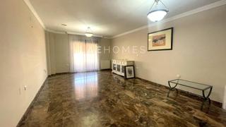 Rent Flat  Alameda de colón. Amplio piso en alquiler en alameda de colón  soho, málaga