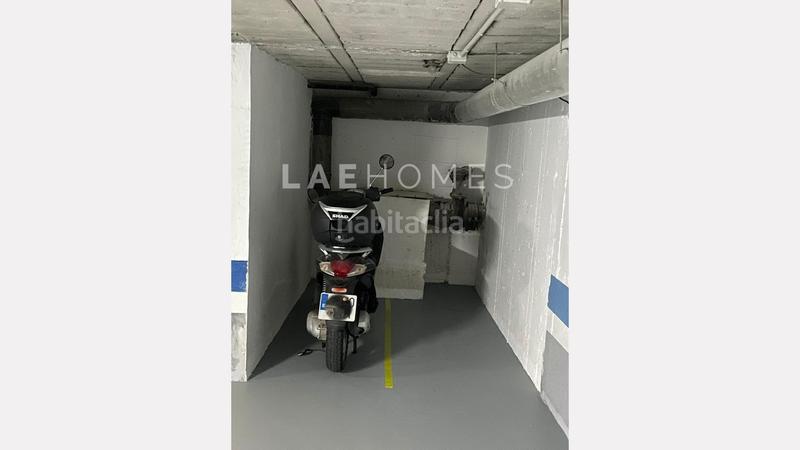 Foto acf6be53-693c-4f4a-8154-a459463779cb. Autoparkplatz in Santa Catalina Sevilla