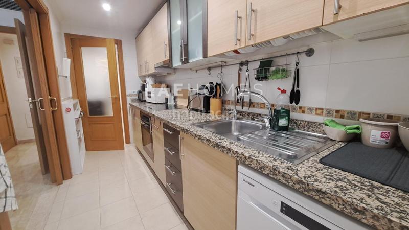 Foto 06ec7a01-1ad6-4e35-888d-e220966fb8c7. Rent apartment with heating parking in Mercado Alicante