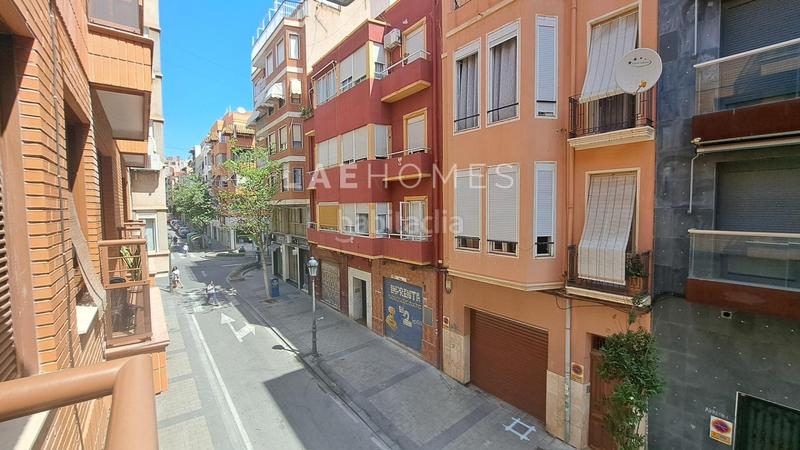 Foto 30f0c485-4628-4cfd-bbfa-47e1c927a731. Rent apartment with heating parking in Mercado Alicante