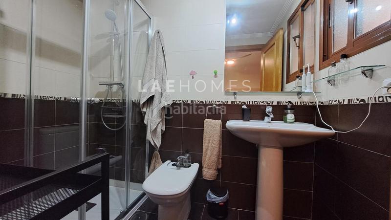 Foto a2b7a94b-2960-4b09-9a61-5962290a8eab. Rent apartment with heating parking in Mercado Alicante