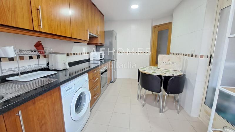 Foto 9ce0ac2d-f50f-4d6d-95f5-c0ff757b8fe0. Apartament amb calefacció aparcament a Paus - Polígono San Blas Alicante