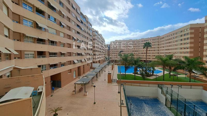 Foto e81ea176-f8ae-451e-98d5-9296db1b6446. Apartament amb calefacció aparcament a Paus - Polígono San Blas Alicante