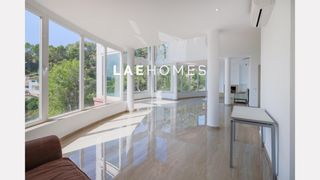 Location Chalet  Carrer beethoven (c.coll). Espléndida casa de 5 habitaciones en la naturaleza, corbera, bar