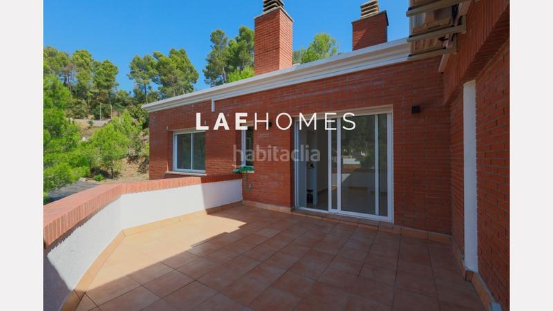 Foto 086472b2-722f-494c-98a6-1201a006847c. Miete chalet mit parking in Corbera de Llobregat