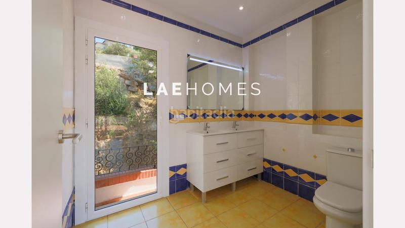 Foto 16e030eb-f85f-4a06-8b44-aacc9cf8cad4. Miete chalet mit parking in Corbera de Llobregat