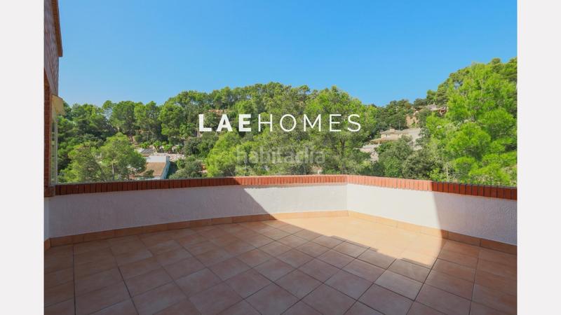 Foto 2e44f9e2-3efb-4c88-9a27-173eaaa08c3c. Miete chalet mit parking in Corbera de Llobregat