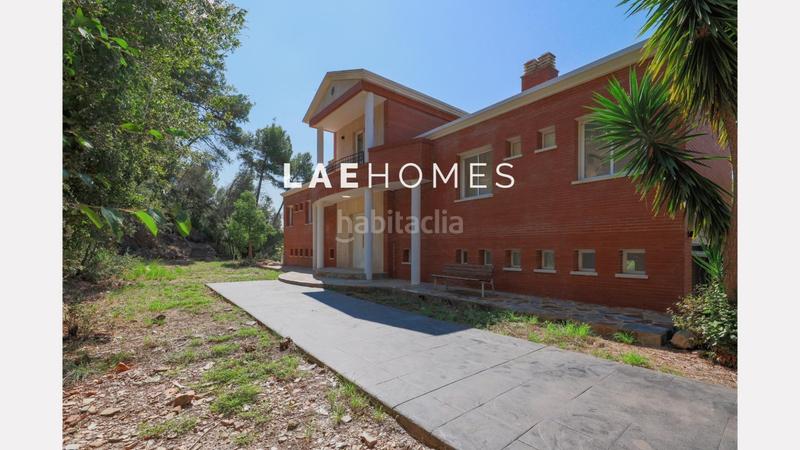 Foto 6869e5ec-303d-4490-aee2-f9618b50f047. Miete chalet mit parking in Corbera de Llobregat