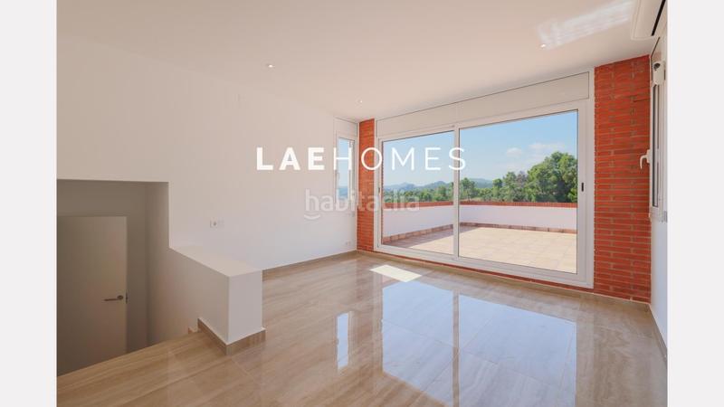 Foto 85fa5c5b-9381-4661-bf8f-8f86caf12269. Miete chalet mit parking in Corbera de Llobregat