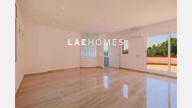 Foto 8db86027-8654-47e2-9c39-bda87247e2bb. Miete chalet mit parking in Corbera de Llobregat