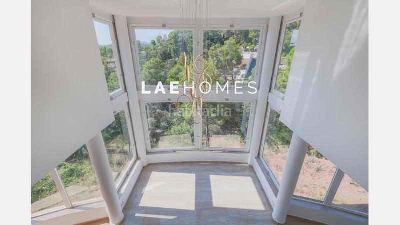 Foto a473ffd7-ef27-4b59-9438-17dbefc5a279. Miete chalet mit parking in Corbera de Llobregat